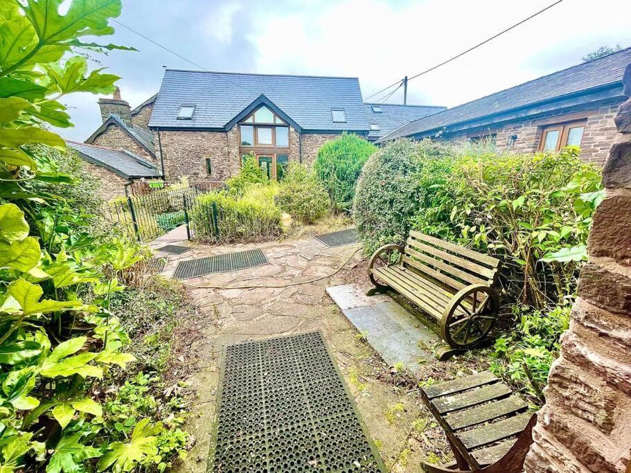 Stone Built Barn In A Beautiful Rural Setting Villa Llangwm-Isaf Bagian luar foto